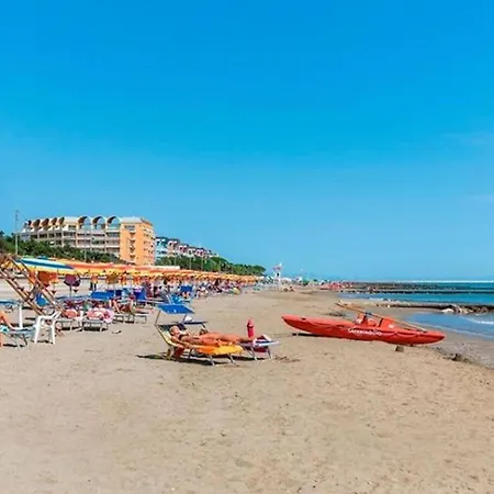 Lejlighed Gorgeous With Pool And Terrace Porto Santa Margherita di Caorle